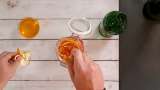 Tinctură lichior de măceșe cu ghimbir, coajă de portocală și miere - Preparare pas 5
