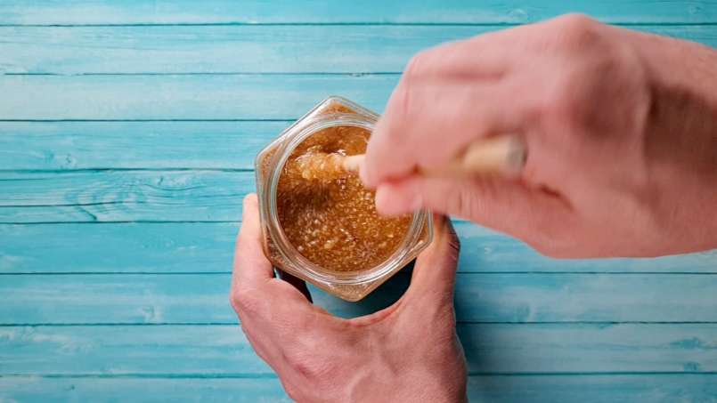 Miere cu nucă, lămâie și propolis pentru imunitate, foto 12
