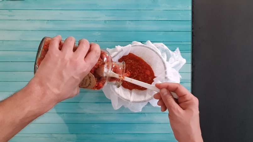 Tinctura de măceșe proaspete, măcinate, în alcool, foto 9