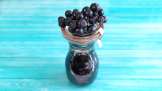 Aronia ciorchine cu miere la borcan